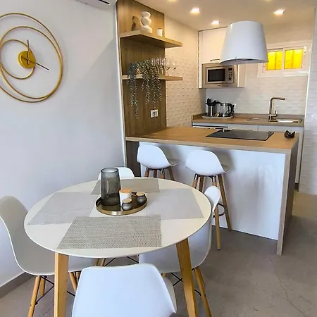 Minerva Ocean View 1 Bedroom Apartm Apartment *