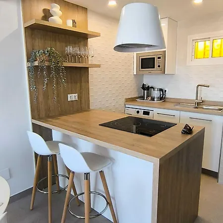 Minerva - Ocean View 1 Bedroom Apartm